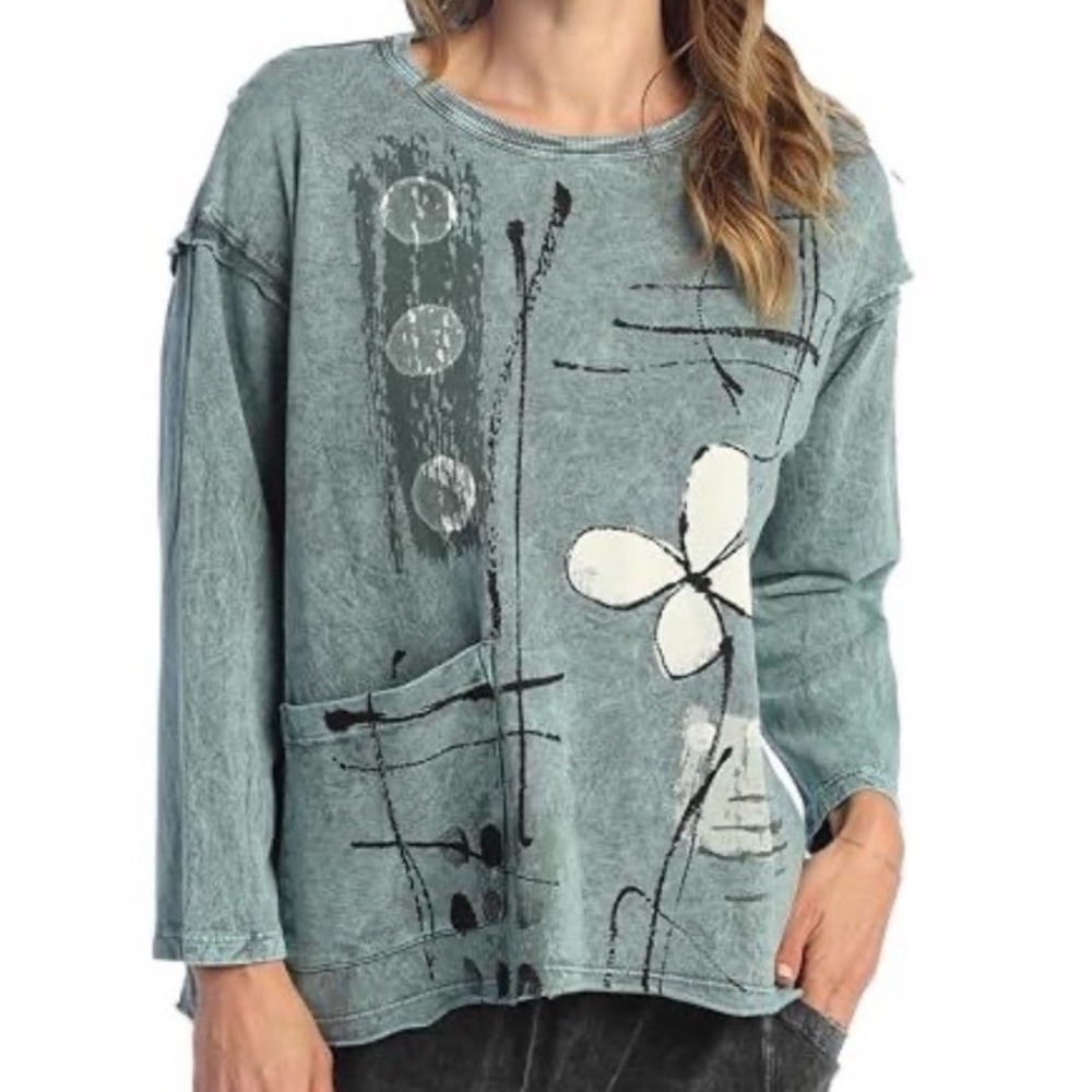 NEW Jess & Jane XL Green Mineral Wash Graphic Print 100% Cotton Top "Petal"